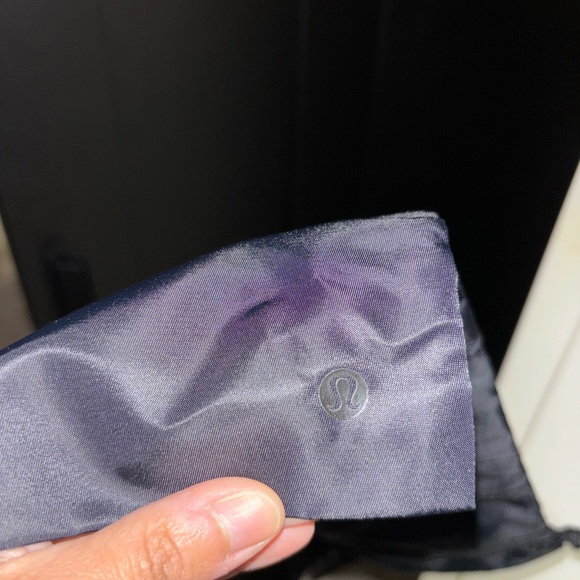 Lululemon Drawstring Shoe Bag - Picture 5 of 8